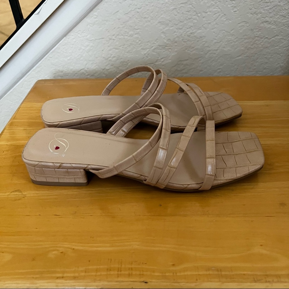 Sandals - Picture 2 of 2